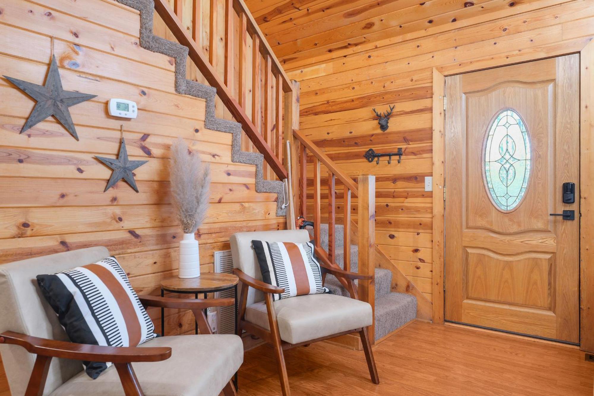Firefly Lodge - Cozy 4 Bedroom Cabin Minutes To Helen Sautee Nacoochee Exterior photo